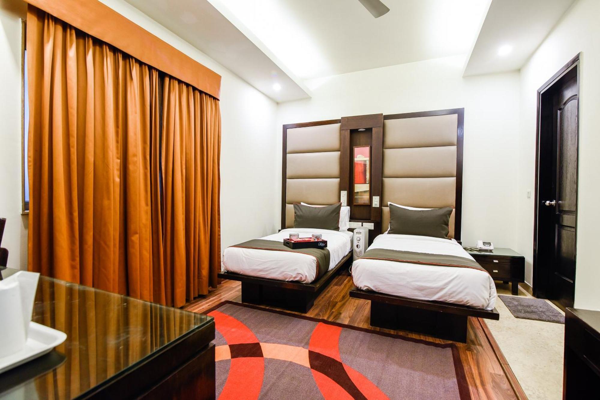 Hotel O Venkata Sai Sadan Mathrusree Nagar Kondapur  Exterior photo